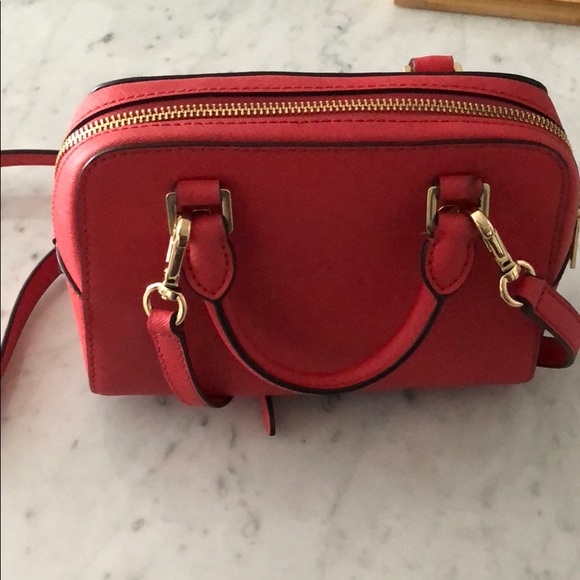 Michael Kors mini satchel ☀️ - Picture 2 of 6